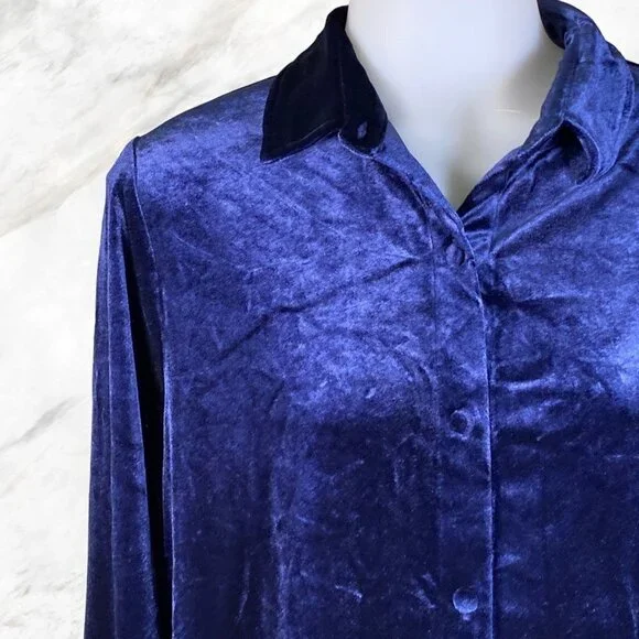 Superdown Yella Velvet Mini Dress in Navy - Picture 5 of 10